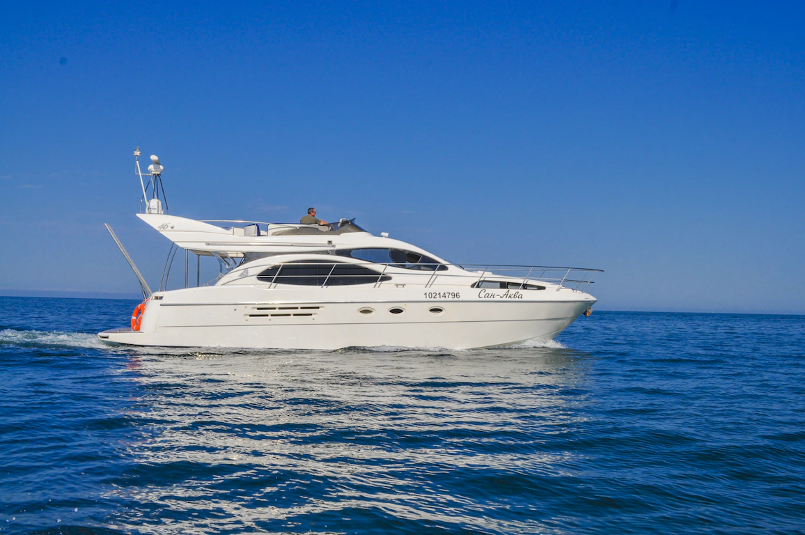 Яхта Azimut 46 image- 2